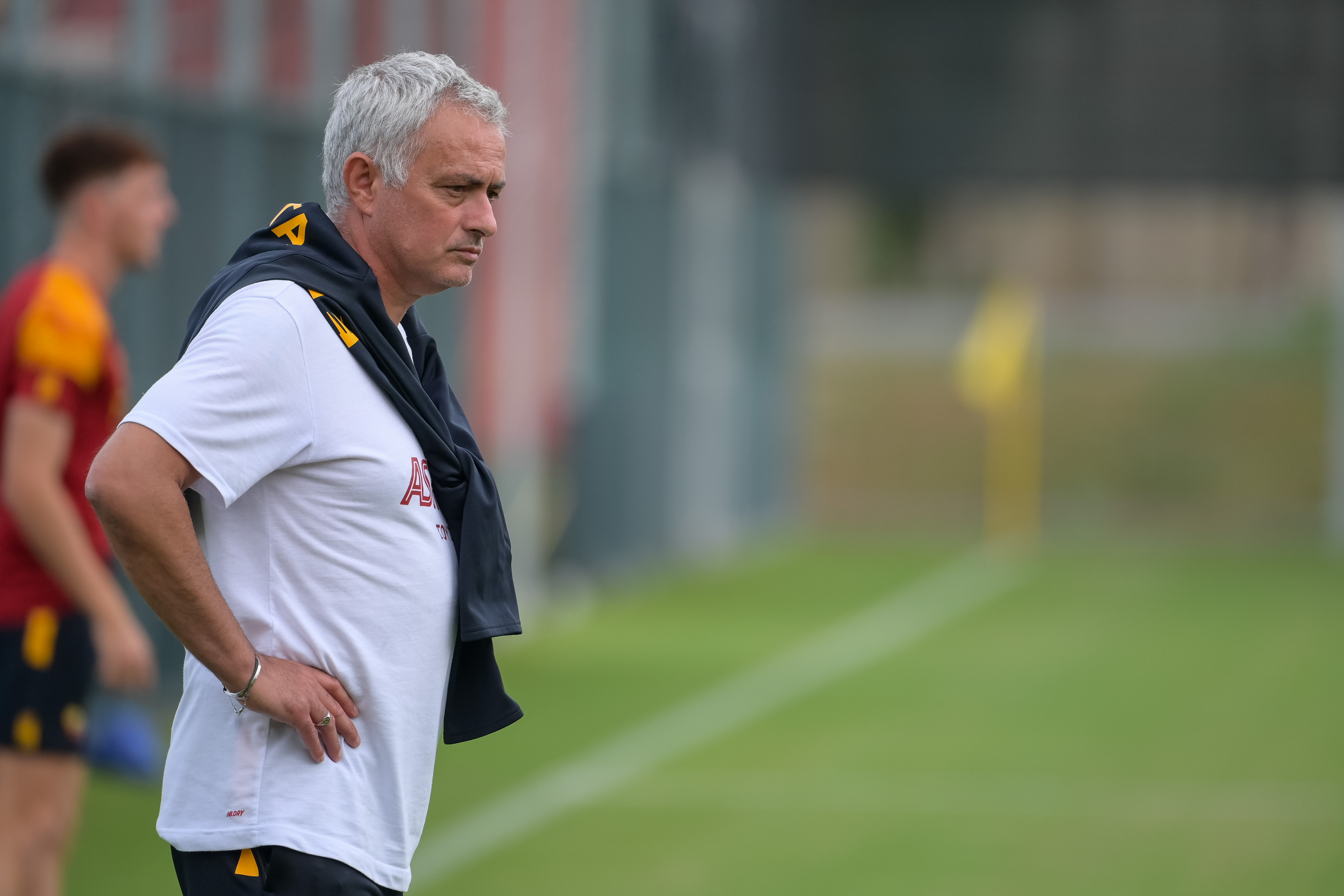 José Mourinho segue l\'allenamento 