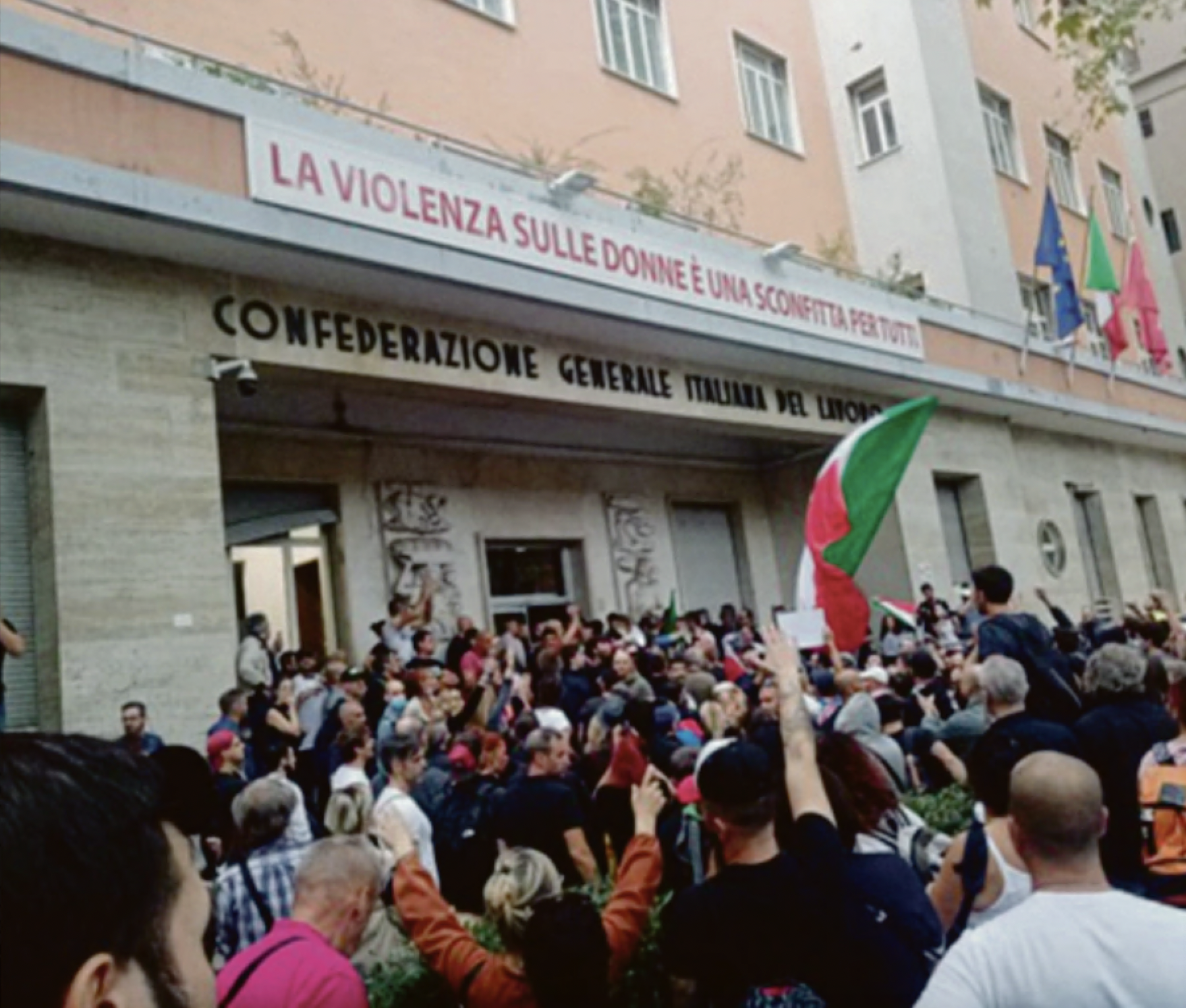 L’assalto alla Cgil dell’ottobre 2021 che ha portato alla condanna di Giuliano Castellino, leader di Forza Nuova