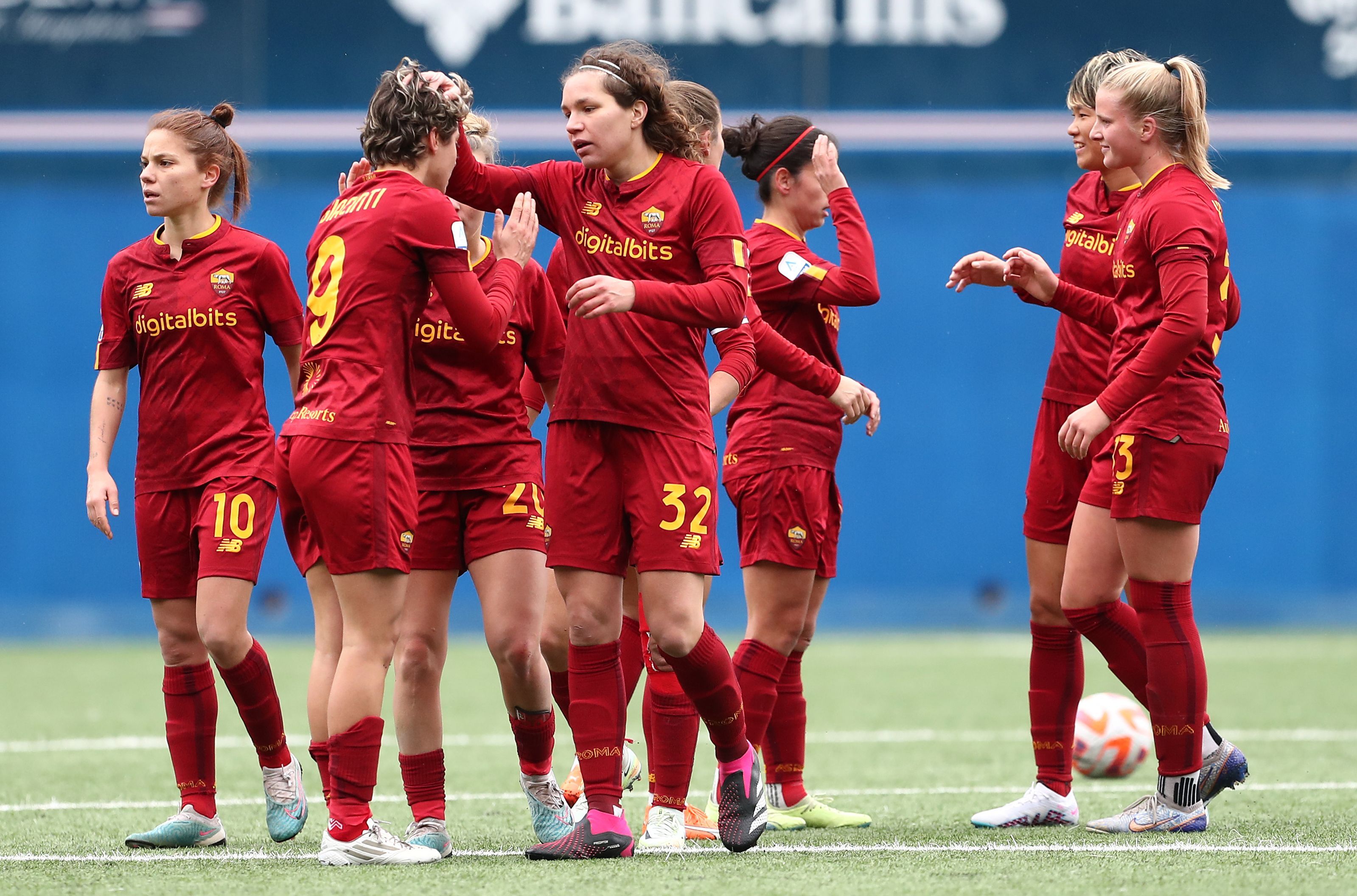 Giocatrici della Roma Femminile durante una partita