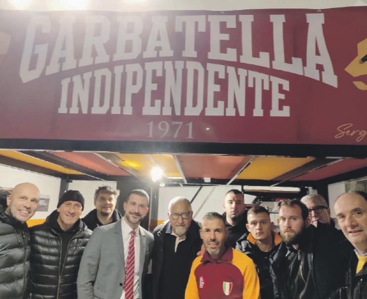 Uno scatto dall’inagurazione della nuova sede del Roma Club Garbatella Indipendente 1971 “Sergio Terenzi”.