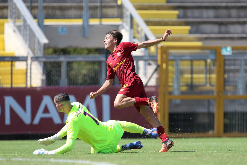 Niccolò Pisilli con la Roma Under 19