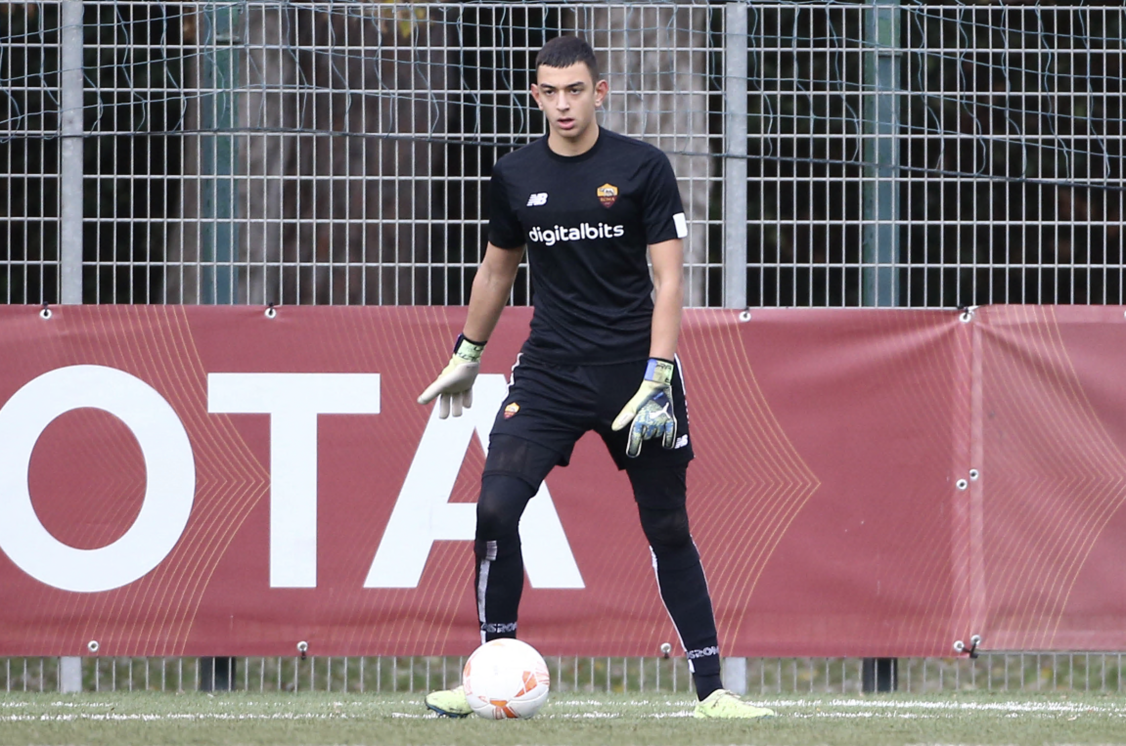 Il portiere della Roma Under 15 Maraccini, uno dei 5 convocati per il torneo dell'Italia