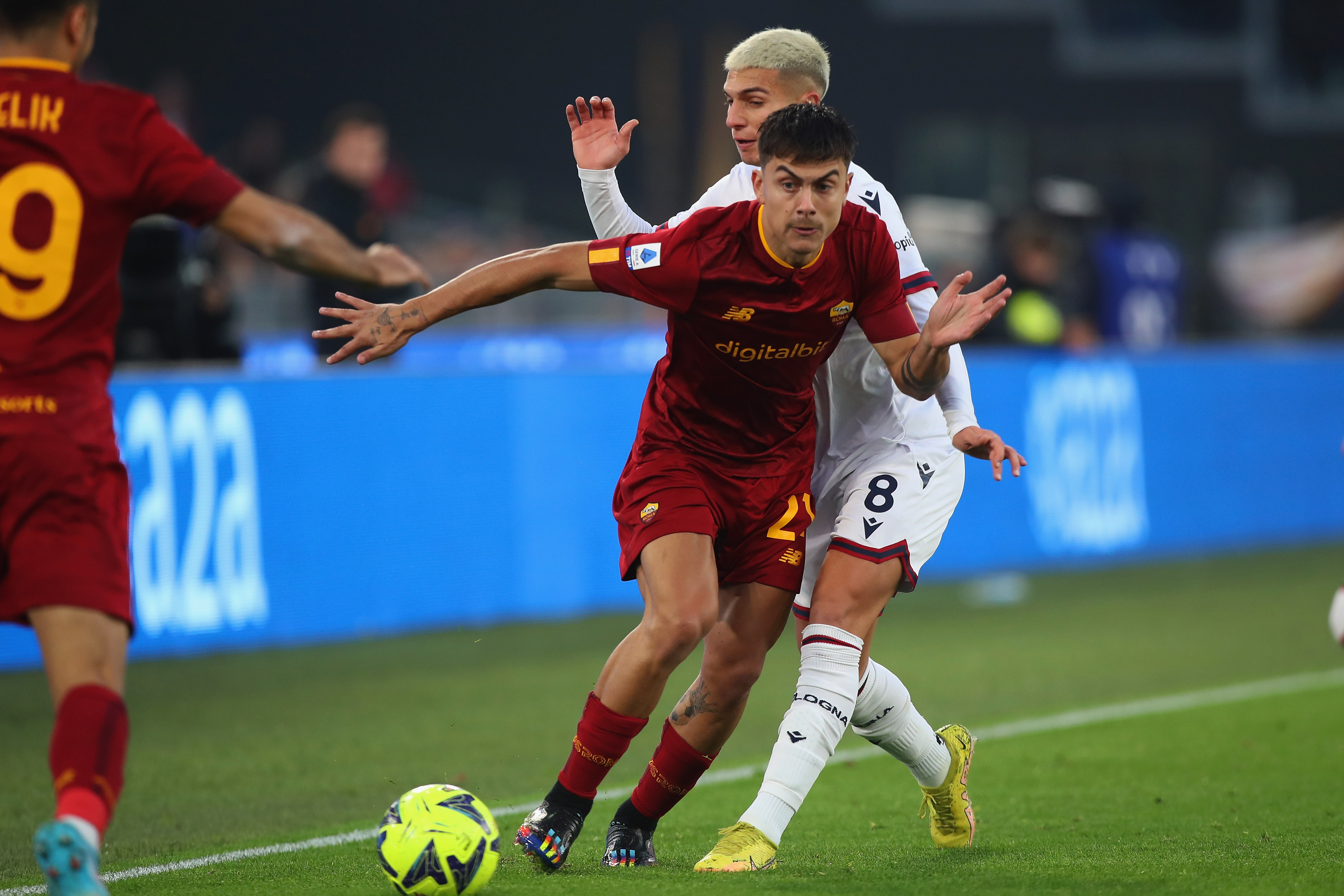 Dybala in azione all'Olimpico