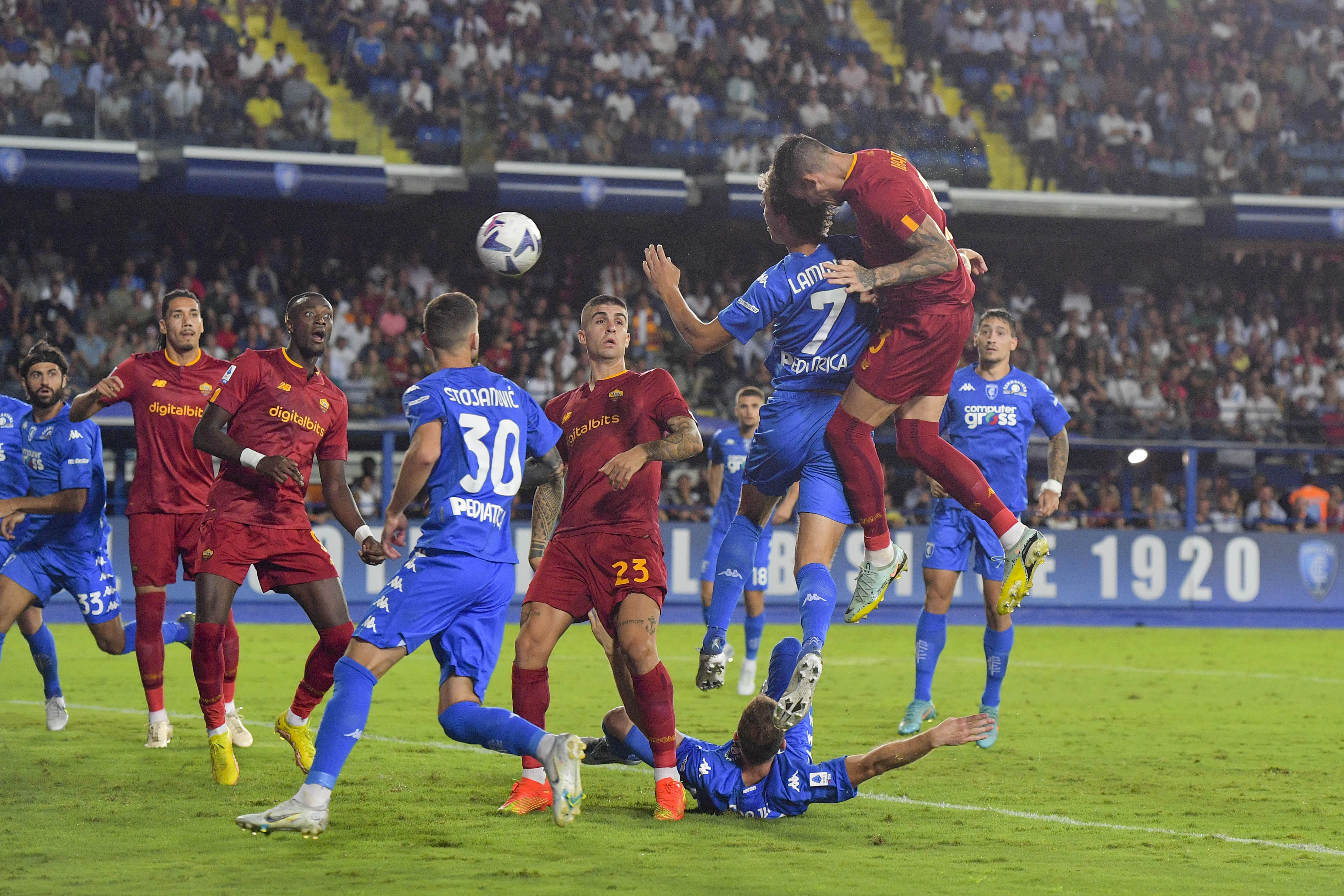 Il colpo di testa con cui Ibañez ha sfiorato il gol a Empoli