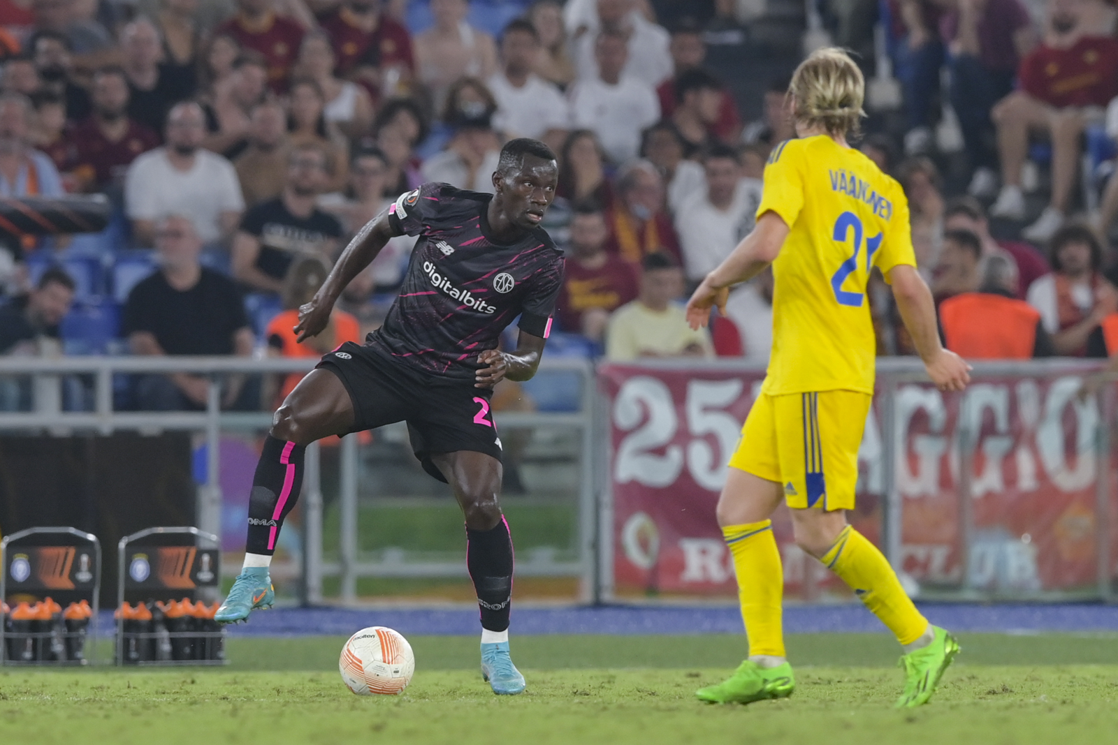 Mady Camara in azione all'Olimpico contro l'Helsinki