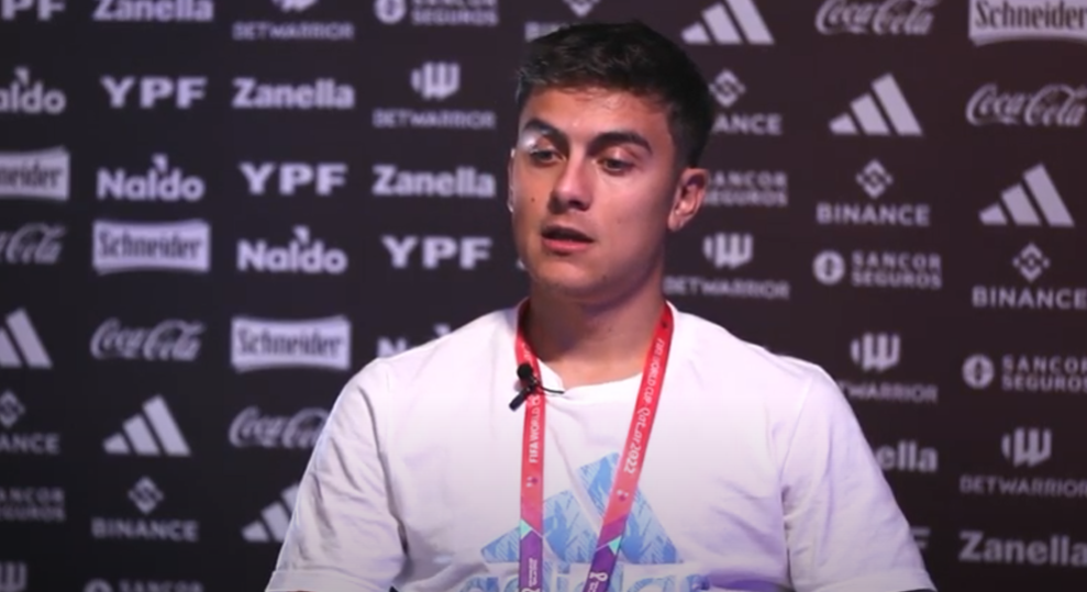 Dybala durante l'intervista a Zhibo Tv