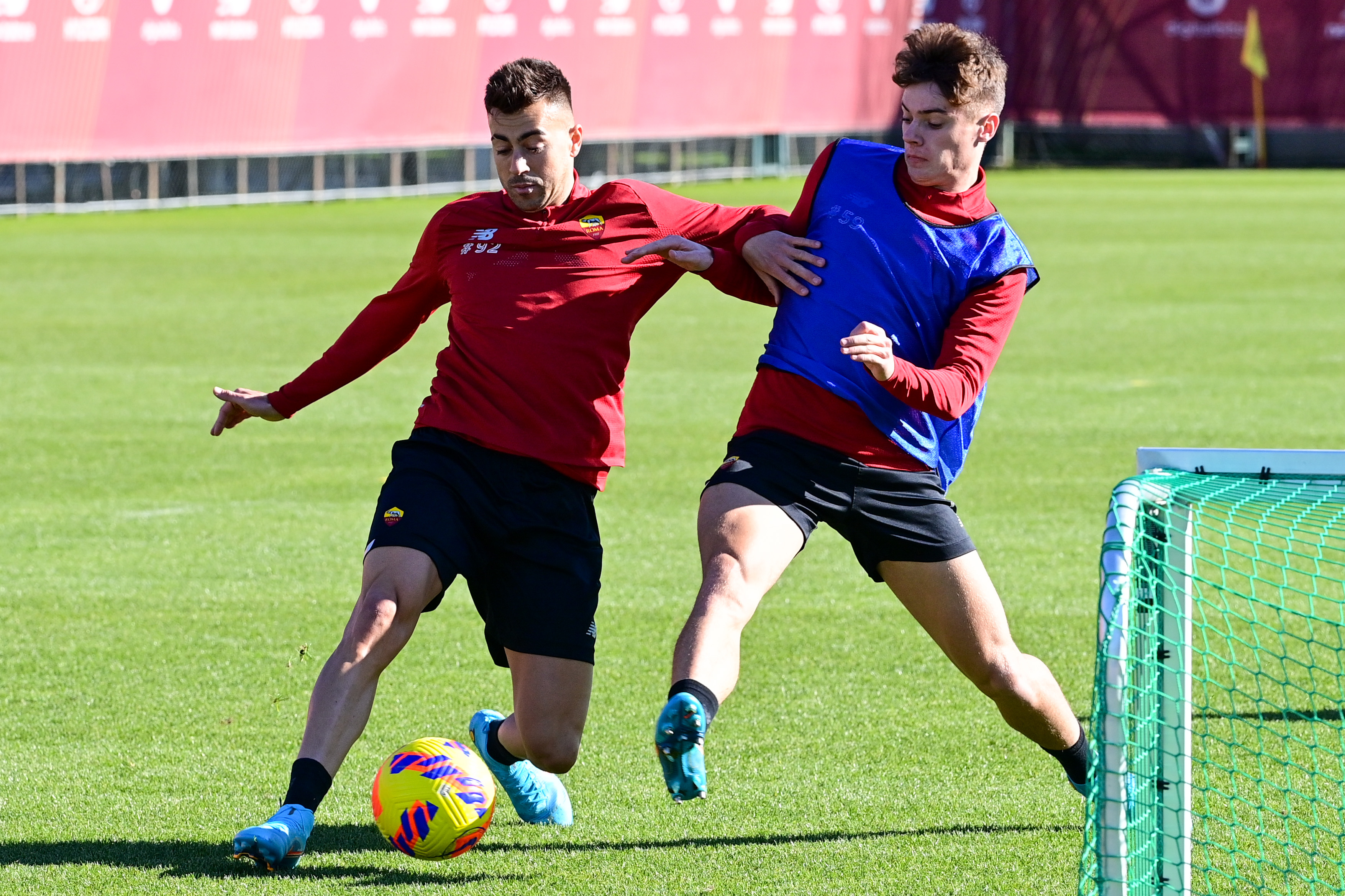 Stephan El Shaarawy e Nicola Zalewski in allenamento a Trigoria