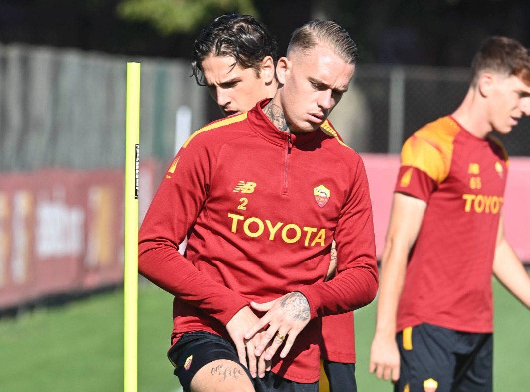 Karsdorp in allenamento a Trigoria