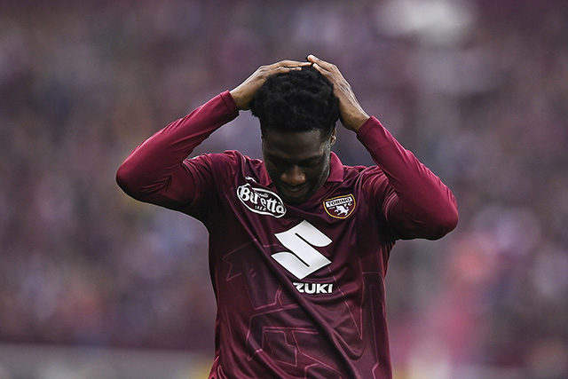 Ola Aina, calciatore del Torino (Twitter)