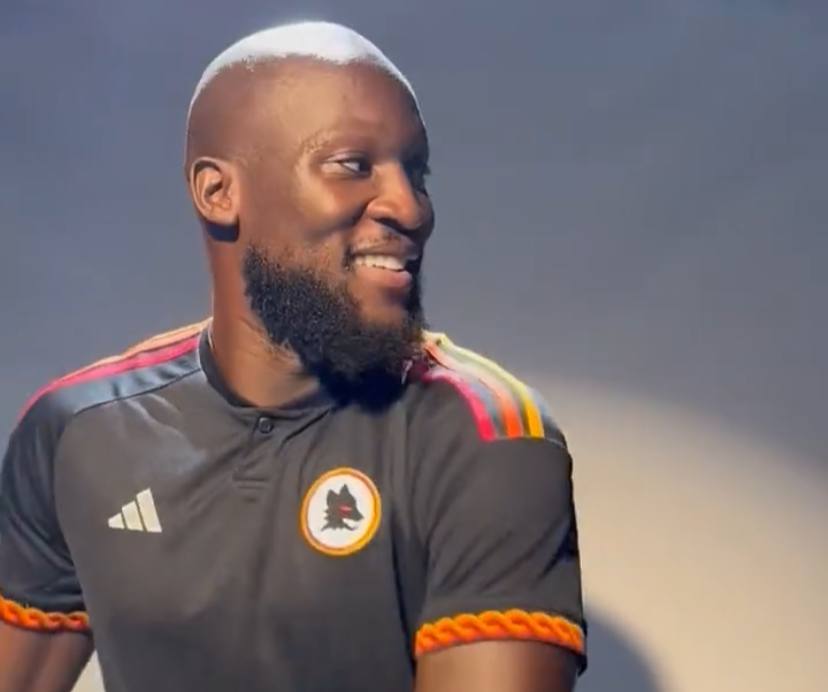 Lukaku con indosso la terza maglia