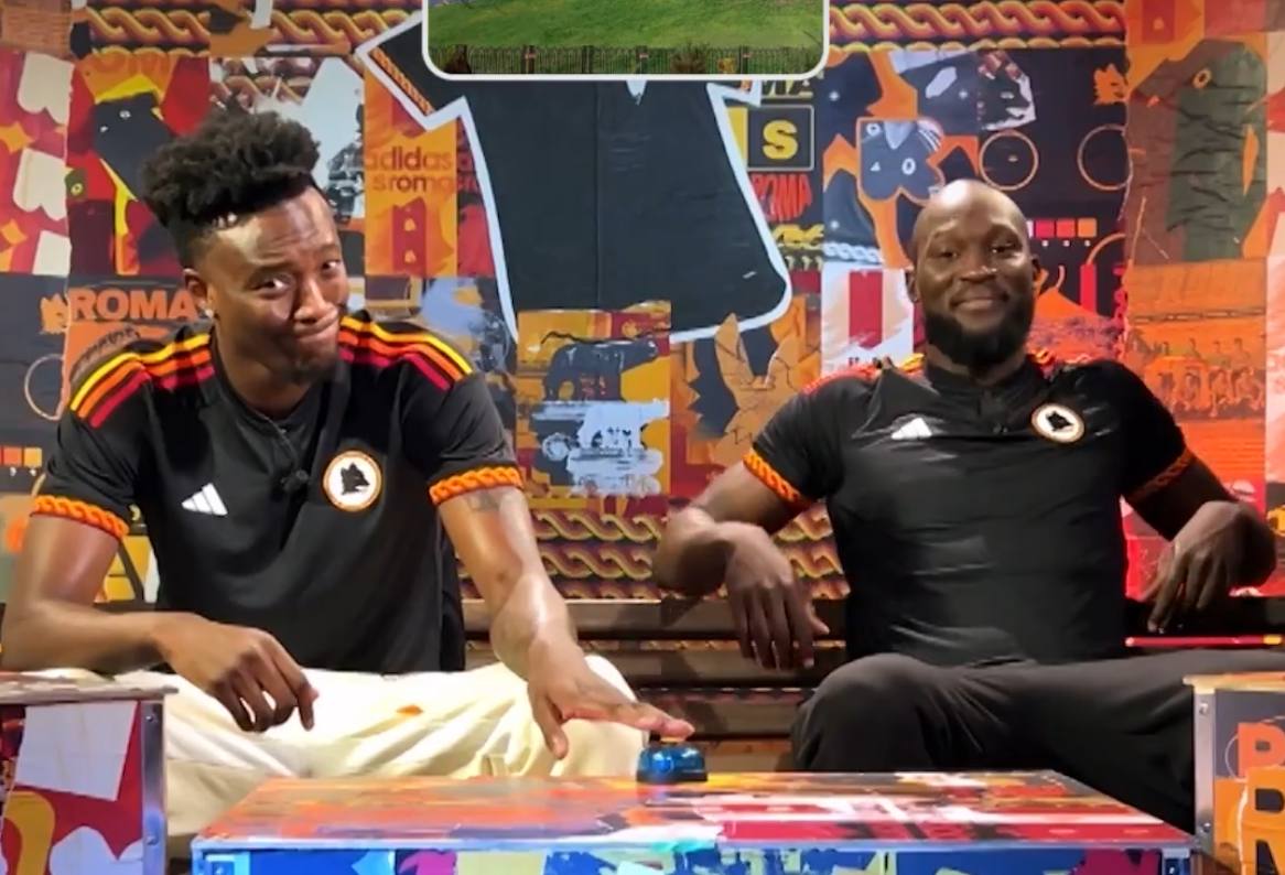 Abraham e Lukaku si sfidano in un quiz