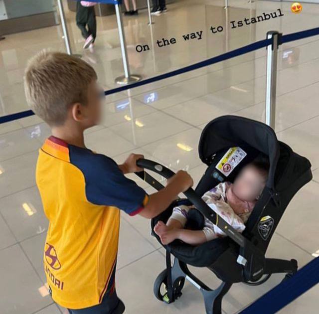 Il figlio di Dzeko con la maglia della Roma