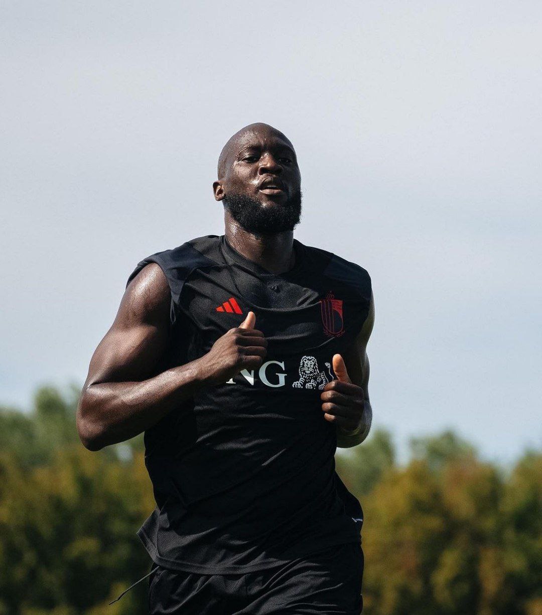 Romelu Lukaku sotto la Curva Sud